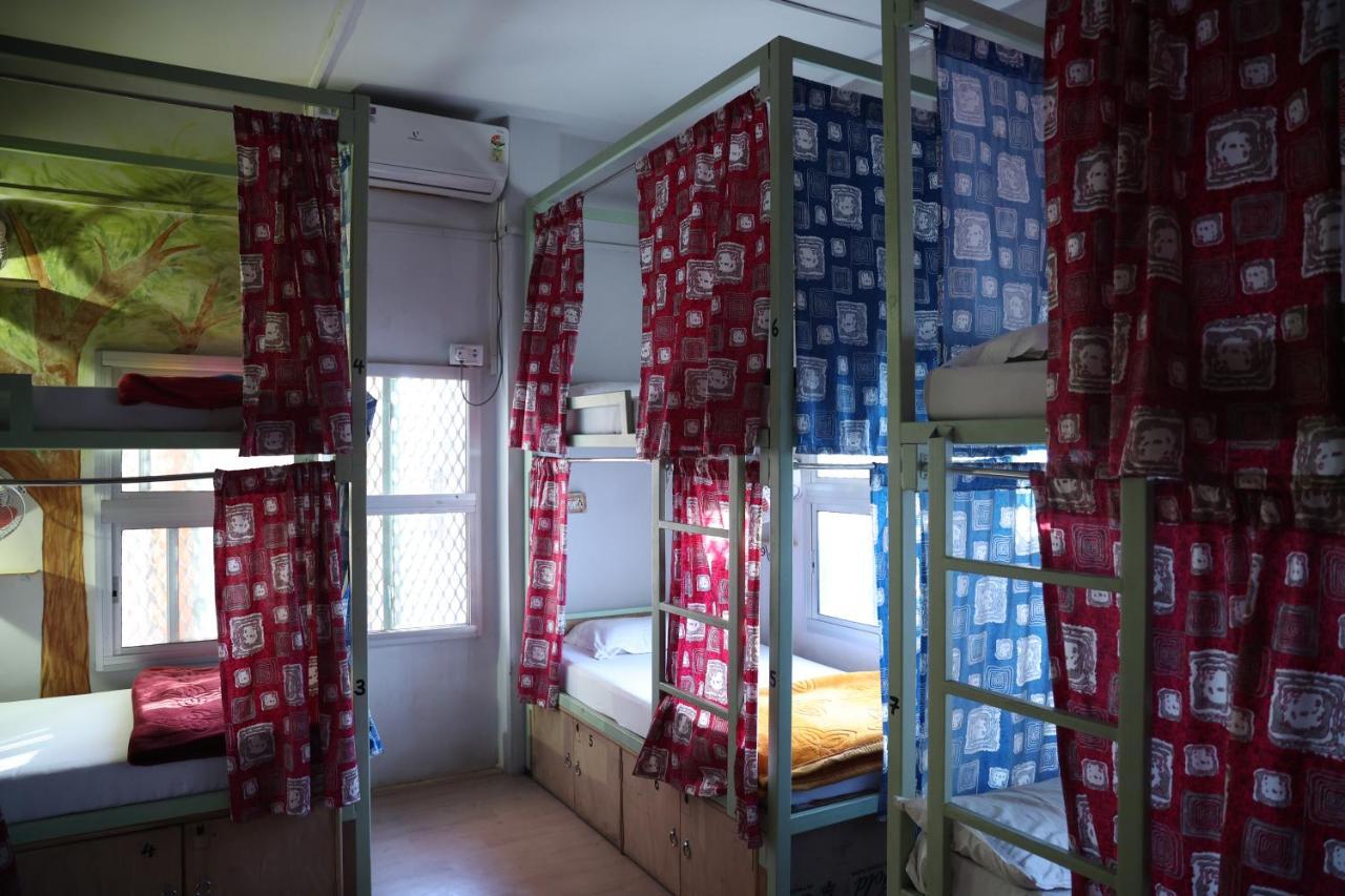 Good Vibes Hostel พาราณสี ภายนอก รูปภาพ