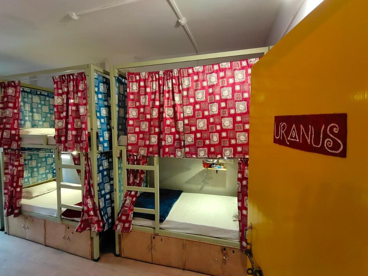 Good Vibes Hostel พาราณสี ภายนอก รูปภาพ