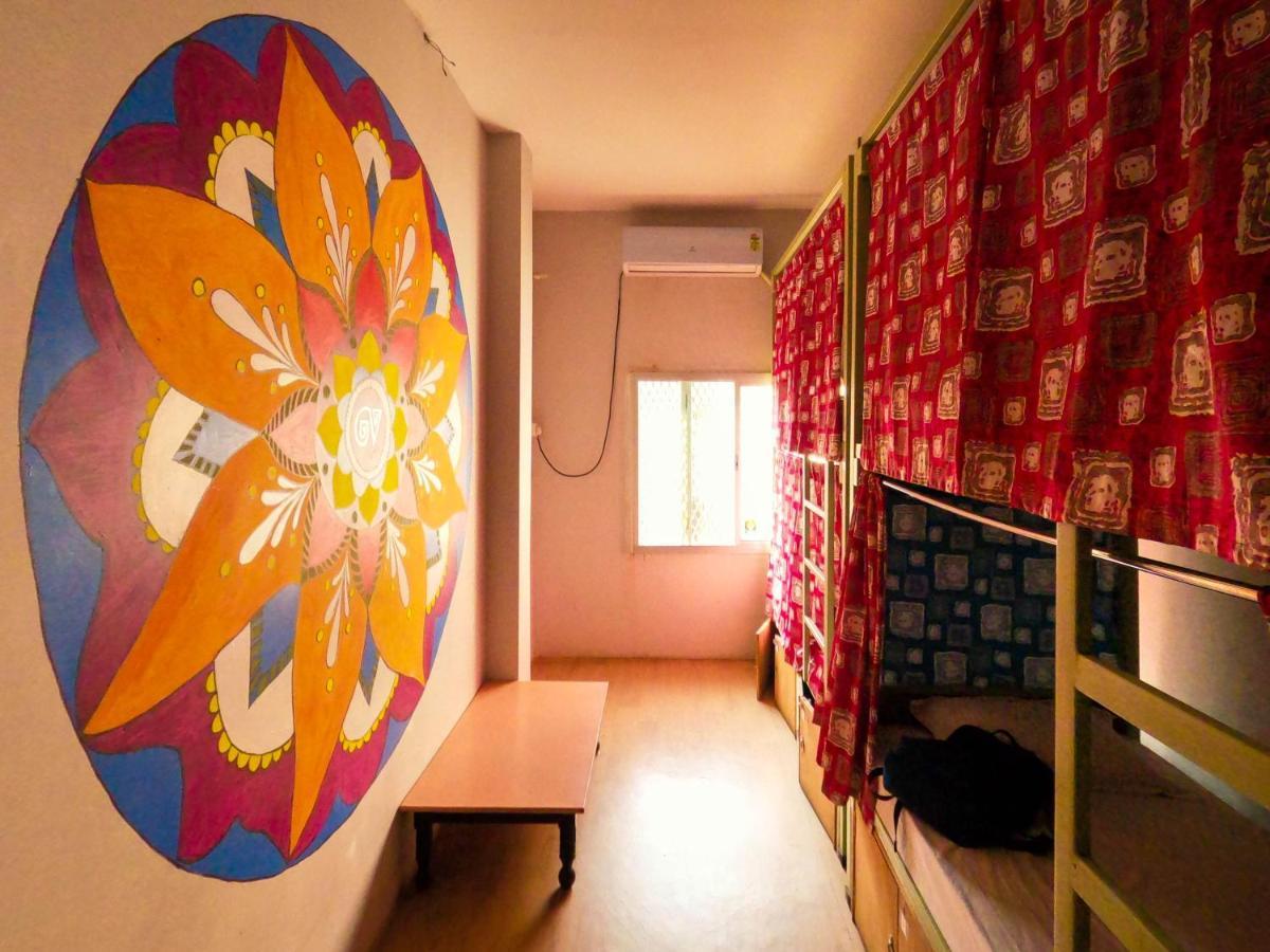 Good Vibes Hostel พาราณสี ภายนอก รูปภาพ